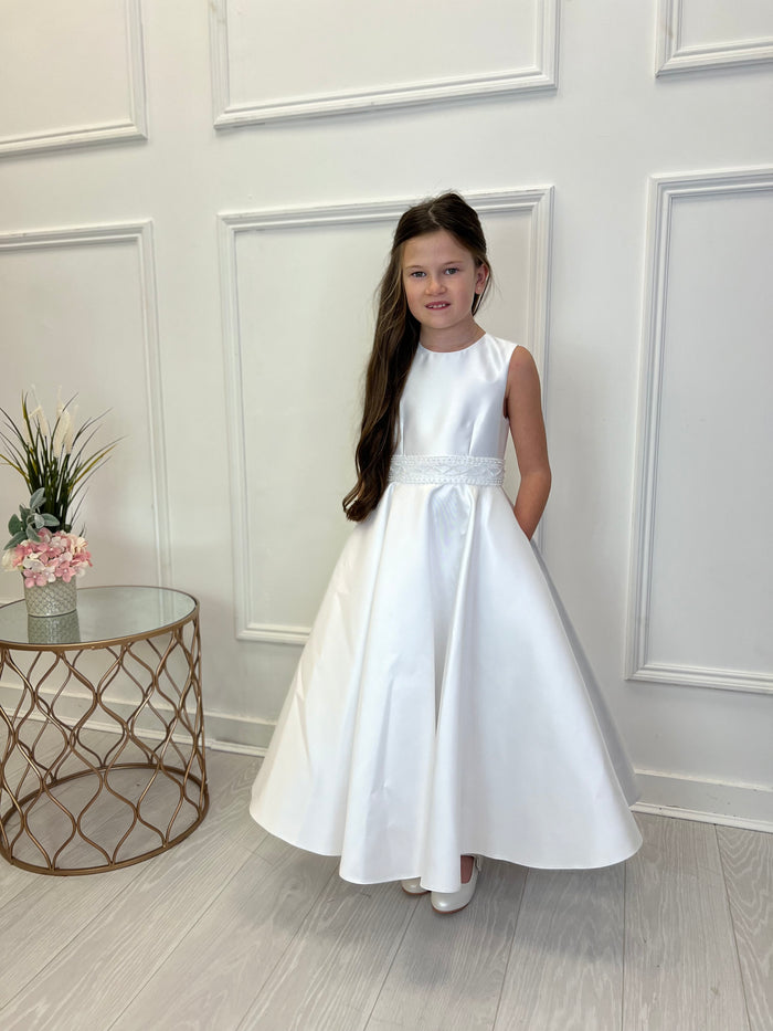 designer communion dresses Custom-made Crystal Lace Backless dress ie with Sequins and Appliqued Ruched Tulle for Girls' Modern etc.) are available for purchase upon request and not included in this listing unless otherwise stated. Communion Dresses Tk Maxx Designer